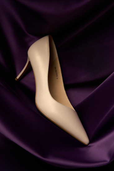 Жіночі туфлі Fabio Monelli 181429 бежеві демісезонні шкіряні