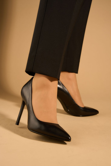 Жіночі туфлі Fabio Monelli 181435 чорні демісезонні шкіряні