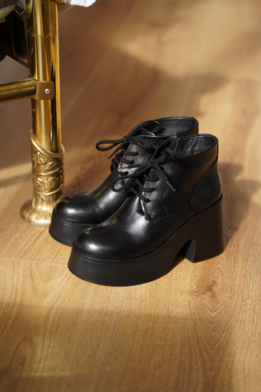 Жіночі черевики Fabio Monelli 174302 чорні демісезонні шкіряні