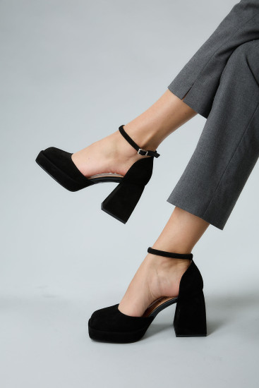 Жіночі туфлі Lonza 186673 чорні демісезонні замшеві
