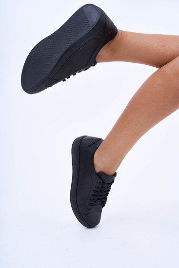 Жіночі туфлі Lonza 174171 чорні демісезонні шкіряні