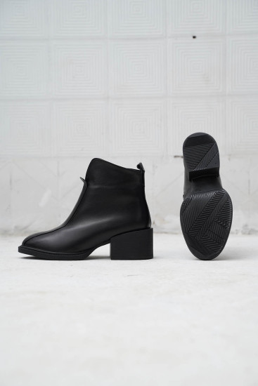 Жіночі черевики Lonza 174213 чорні зимові шкіряні