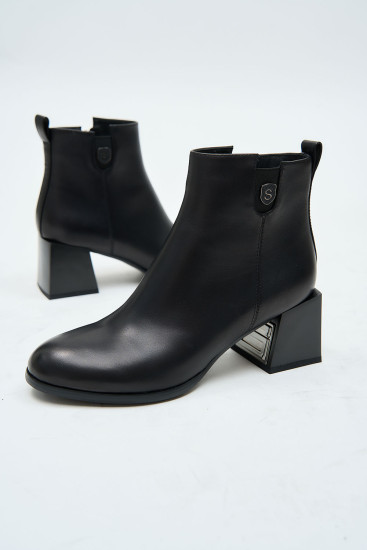 Женские ботинки Fabio Monelli 170015 черные демисезонные кожаные