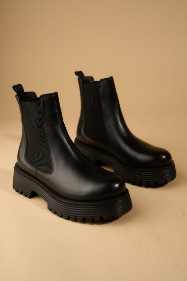 Женские ботинки Fabio Monelli 181970 черные демисезонные кожанные