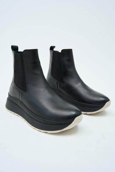 Женские ботинки Fabio Monelli 181966 черные демисезонные кожанные