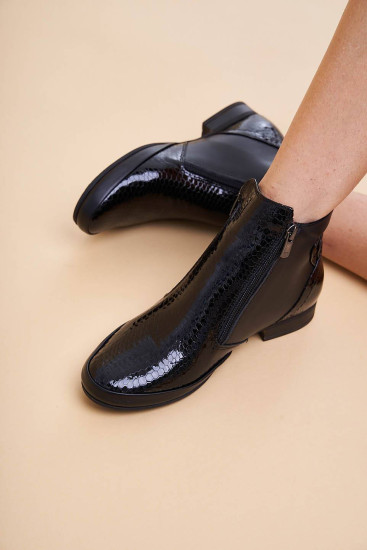 Женские ботинки Anna Lucci 181718 черные демисезонные лакированные
