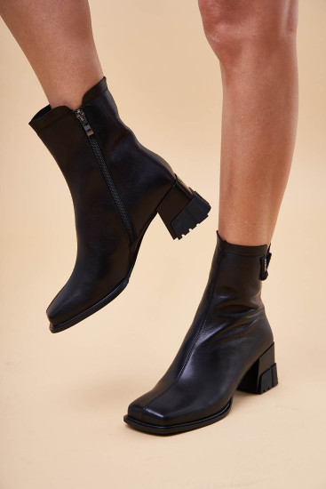 Женские ботинки Fabio Monelli 169151 черные демисезонные кожанные