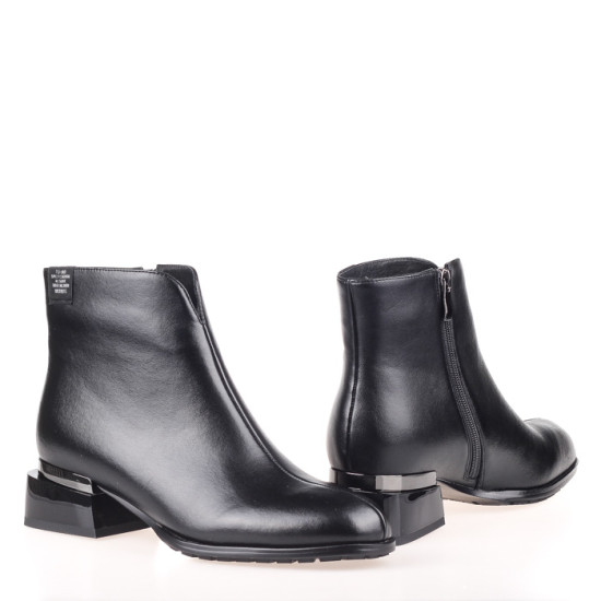 Женские ботинки Lonza 169059 черные демисезонные кожанные