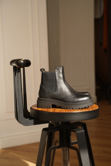 Женские ботинки Fabio Monelli 174301 черные демисезонные кожаные