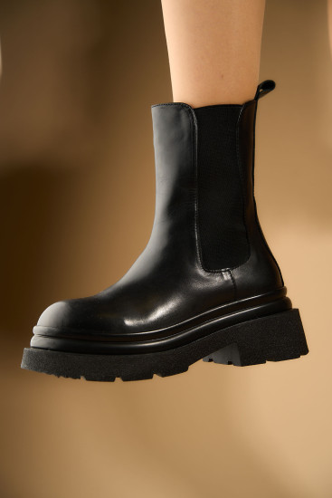 Женские ботинки Fabio Monelli 181943 черные демисезонные кожаные
