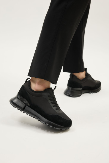 Жіночі кросівки Lonza 182572 чорні демісезонні шкіряні