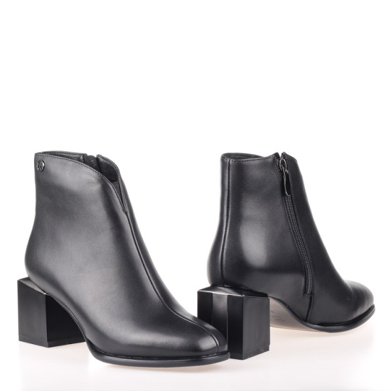 Женские ботинки Fabio Monelli 159809 черные демисезонные кожаные