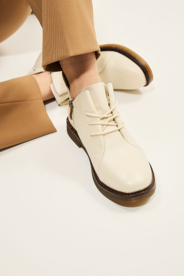 Женские ботинки Lonza 185069 молочные демисезонные кожаные