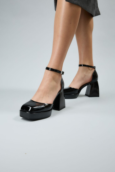 Женские туфли Lonza 186672 черные демисезонные лакированные